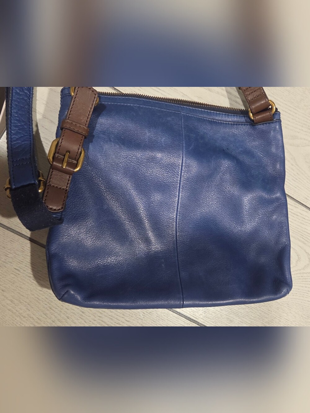 Fossil Blue Leather Crossbody Bag with Orange Fossil Wallet - Picture 2 of 8